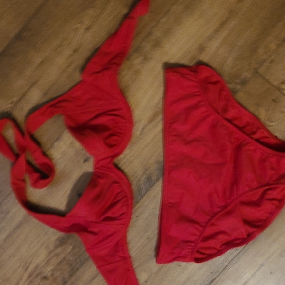 BIKINI - Picture 2 of 2